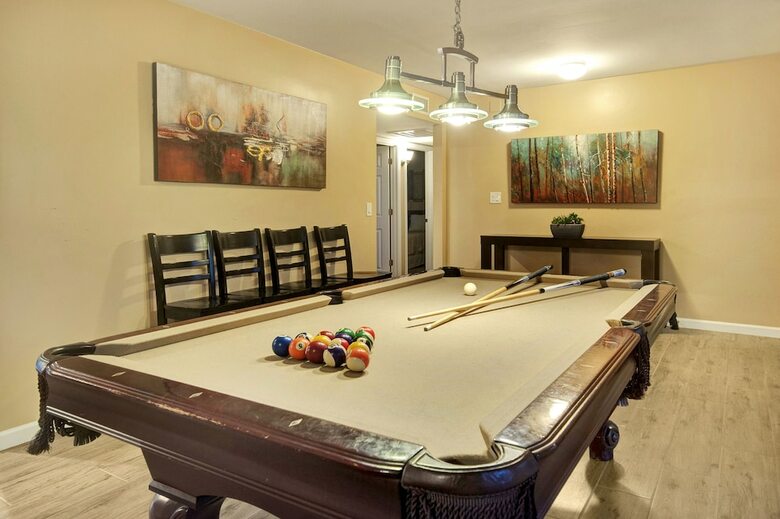 Redfield - 4 Bedroom Home - Scottsdale
