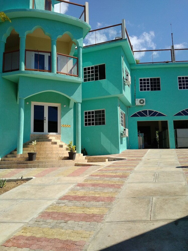 Hotel Negril Sky Blue Resorts