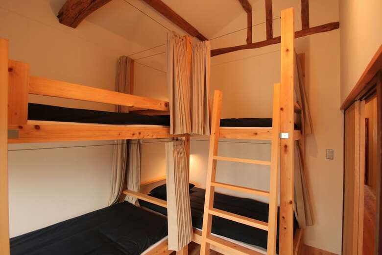 Hostal Hostel Lnk (lodging & Kin) - Hostel