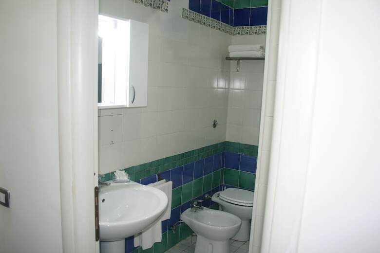 Hotel Coral Rooms