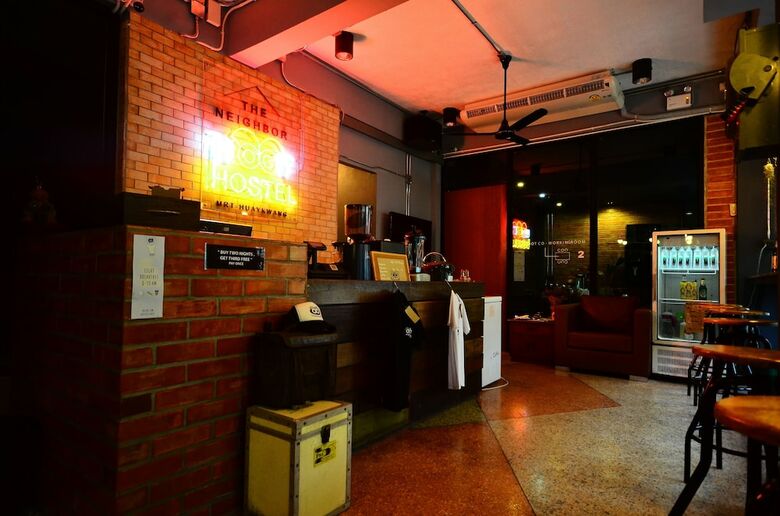 Hostal The Neighbor Hoot Hostel & Cafe