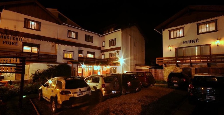 Hotel Piuk�