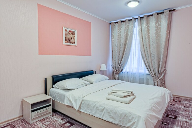 Hotel Oksanas Nevskiy 64