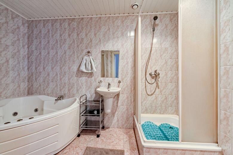 Hotel Oksanas Nevskiy 64