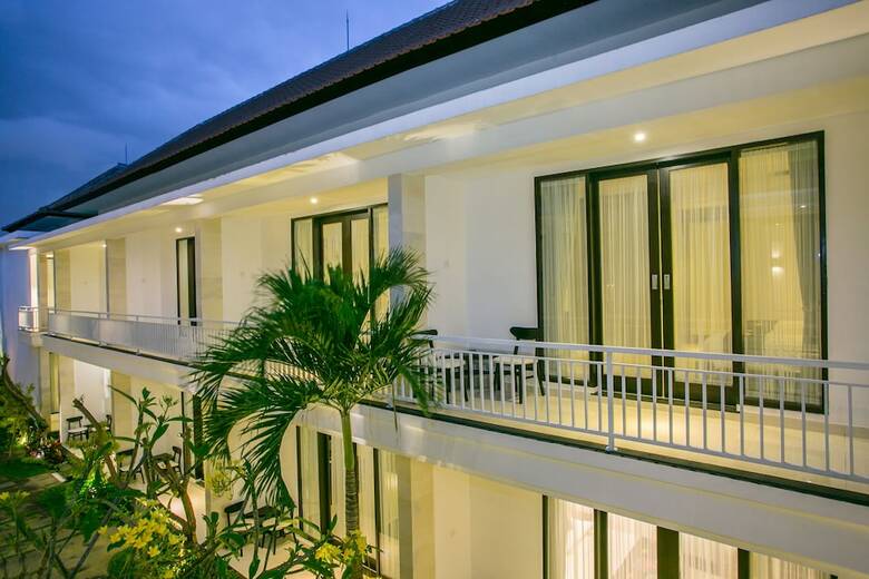 Hotel The Diana Suite Tuban
