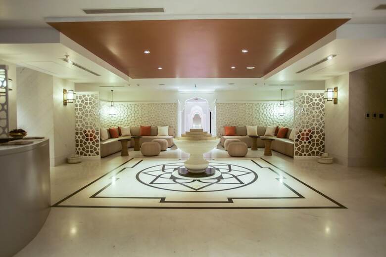 Hotel Crowne Plaza Chennai Adyar Park