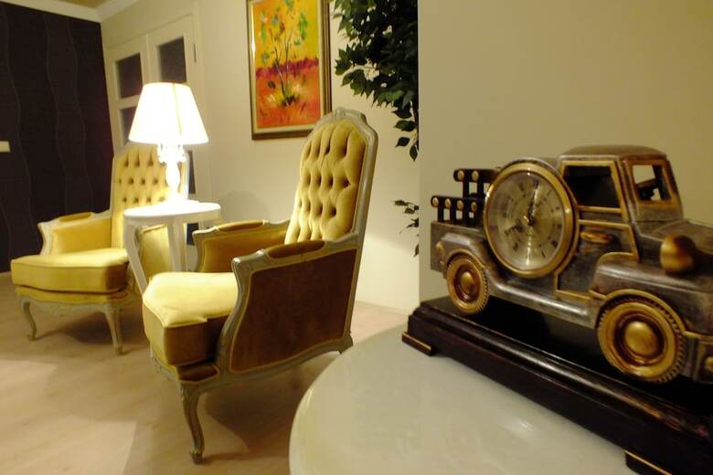 Real King Residence Hotel