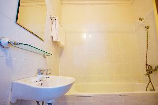 Oyo 720 Glenda Hotel