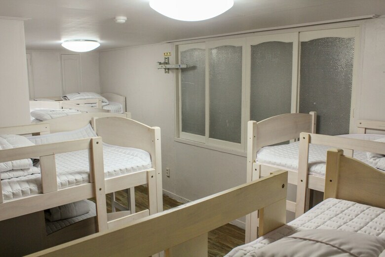 Hostal Orange Guesthouse - Hostel