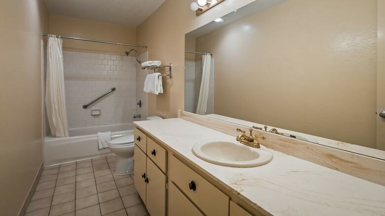 Surestay Plus Hotel By Best Western Sacramento North