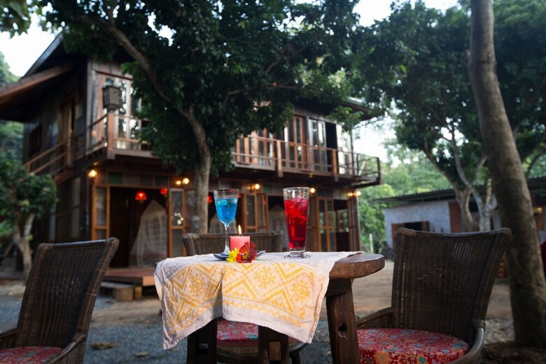 Hotel Nan de Panna Riverside Homestay