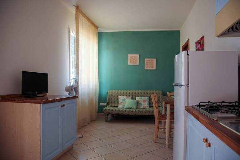Sea View And Ground Floor Apartments Le Dune