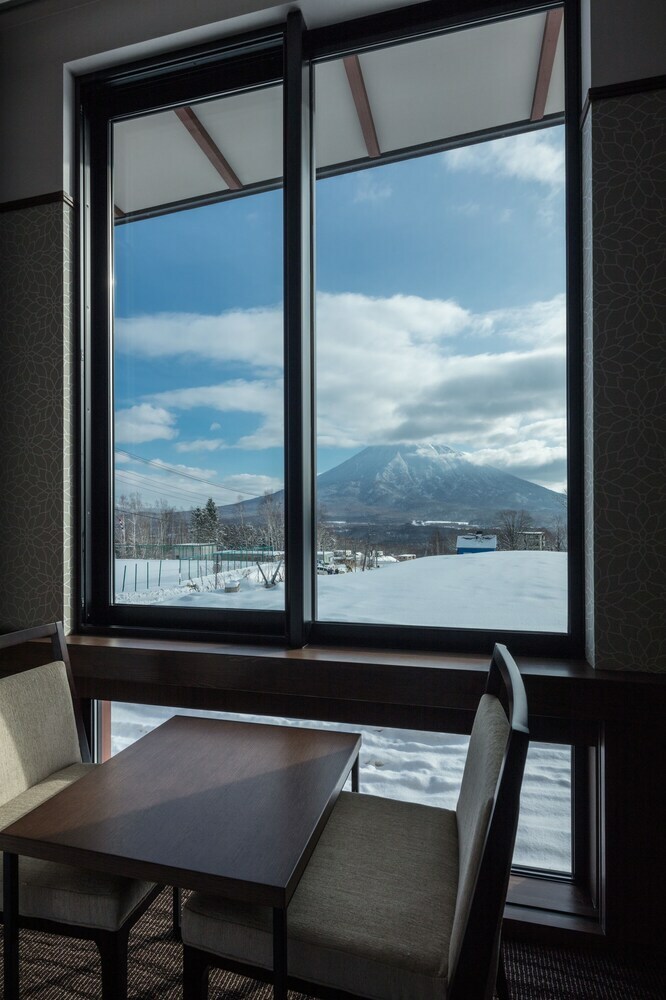 Hotel Niseko Hakuunso