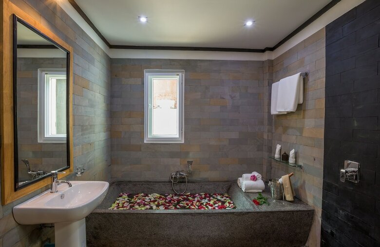 Damnak Villa Retreat