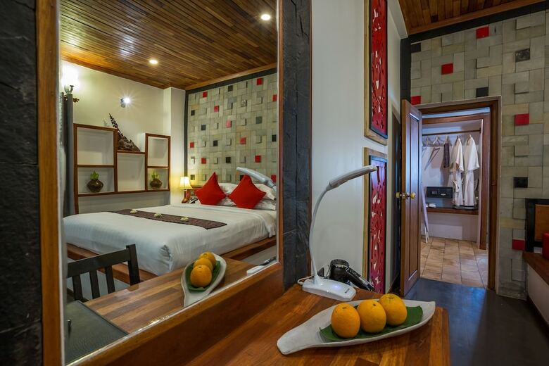 Damnak Villa Retreat