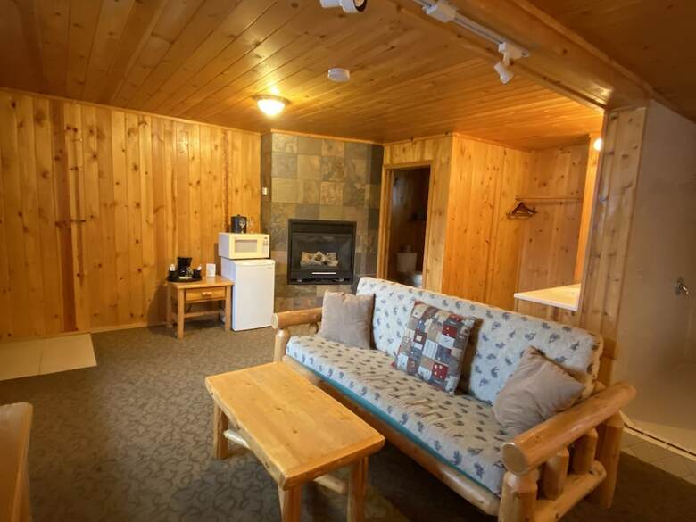 Hotel Secrets Inn Lake Tahoe