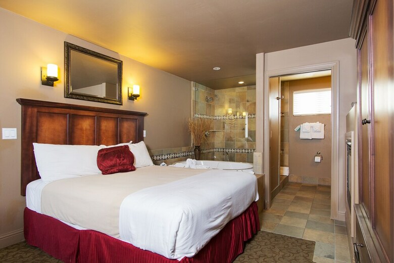 Hotel Secrets Inn Lake Tahoe