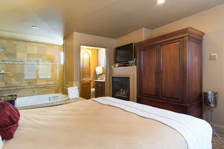 Hotel Secrets Inn Lake Tahoe