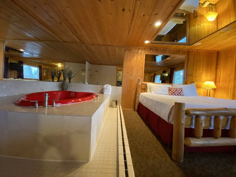 Hotel Secrets Inn Lake Tahoe