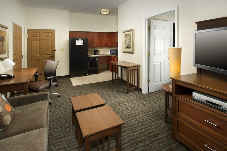 Hotel Staybridge Suites Baltimore Bwi Airport