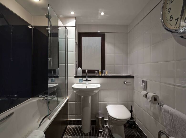 Hotel de Vere Horsley Estate