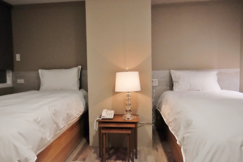 Hostal Happy Inn & Hostel