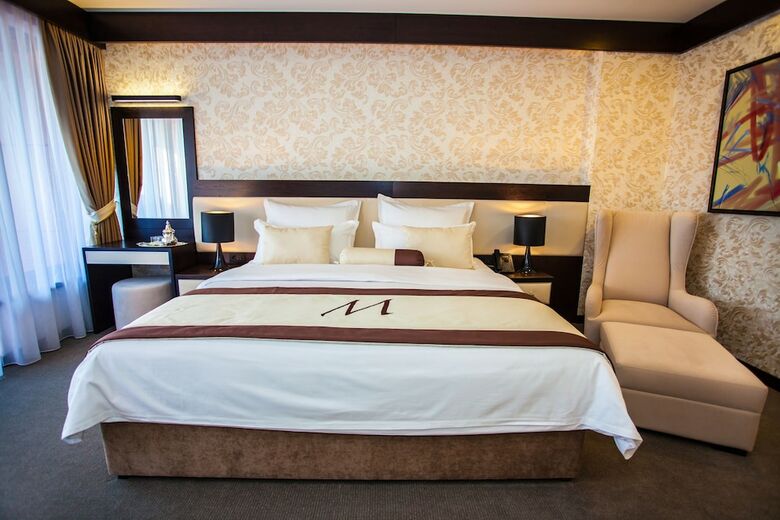 Malak Regency Hotel