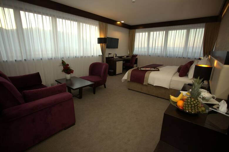 Malak Regency Hotel