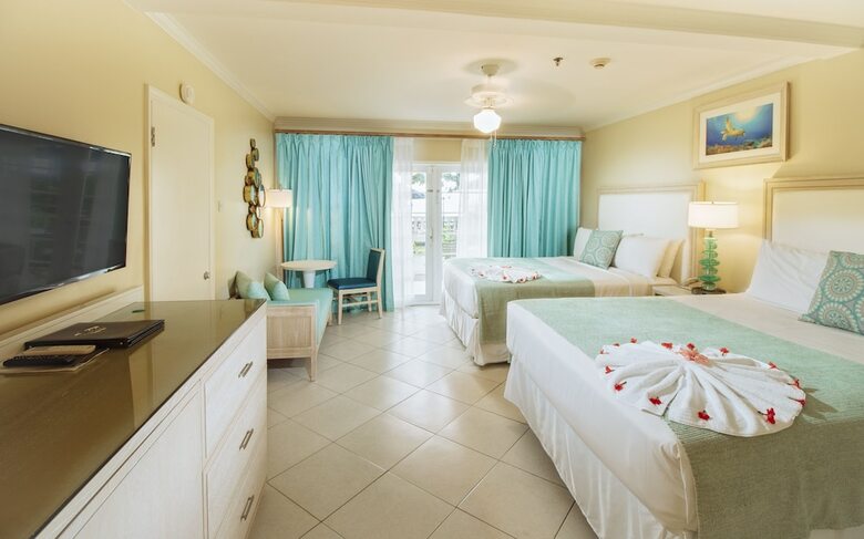 Hotel Bay Gardens Beach Resort