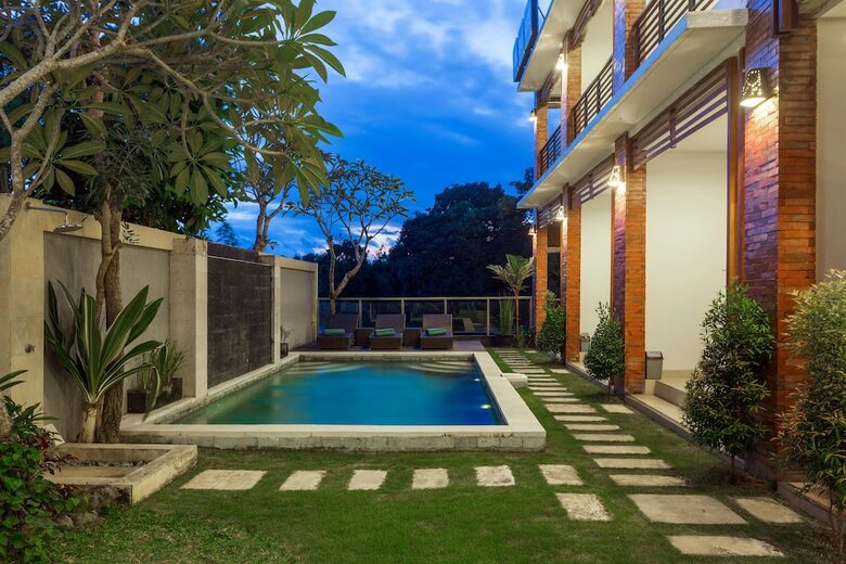 Hotel Kubu Bali Suite Seminyak