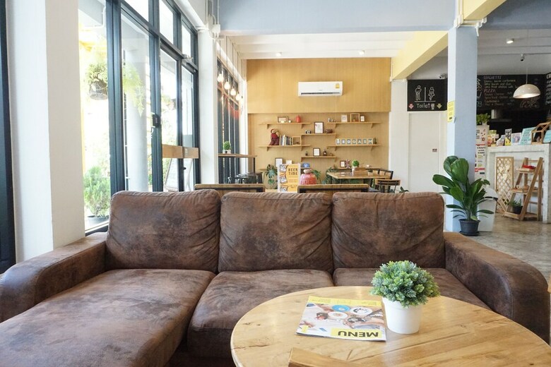 Hotel Bedgasm Poshtel X Caf� At Nimman
