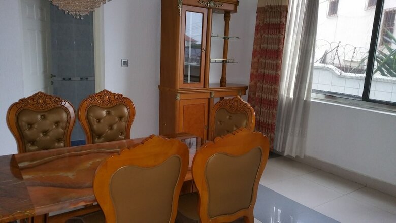 Dream Court Apartment