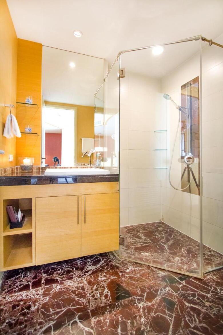 Aparthotel Urbana Sathorn Bangkok, Thailand