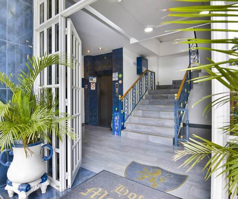 Hotel Monarca