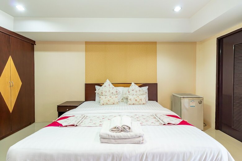 Hotel Grannylla Residence Charoenkrung