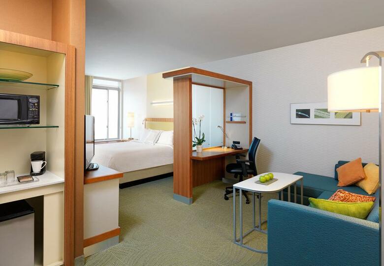 Hotel Springhill Suites By Marriott Miami Doral