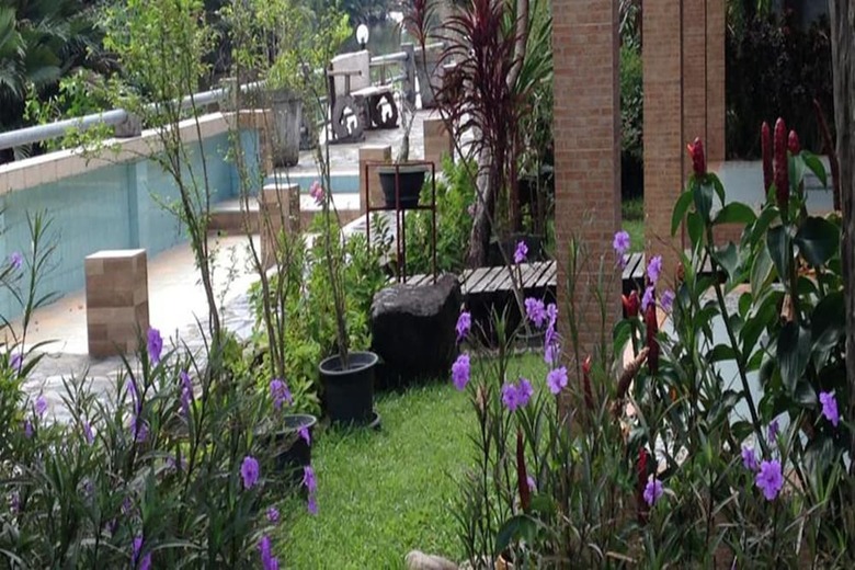 Hotel Baanrimnam Resort Trat
