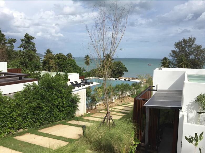 Hotel Seanery Beach Resort