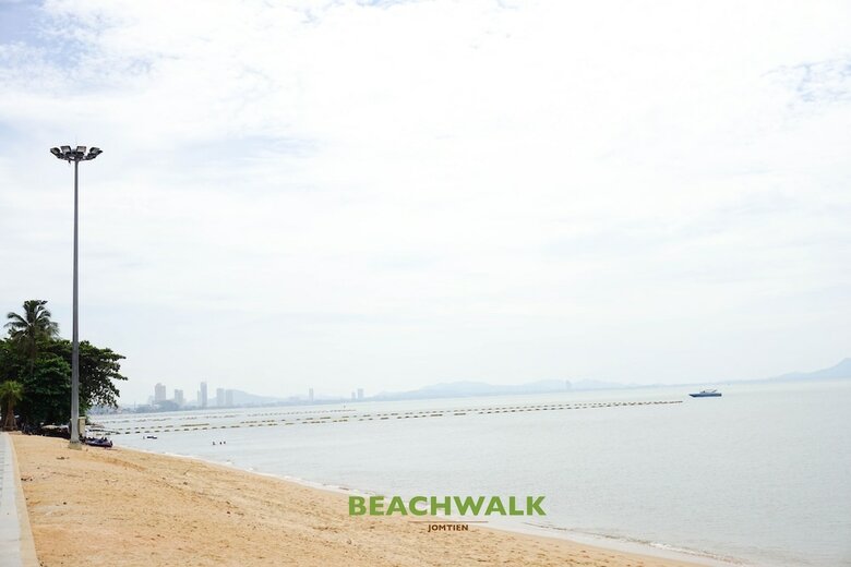 Hotel Beachwalk Jomtien