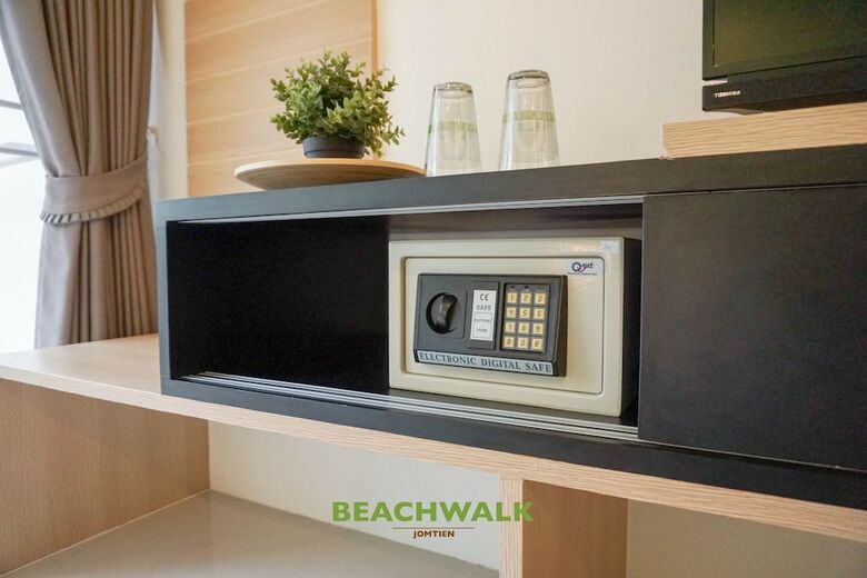 Hotel Beachwalk Jomtien