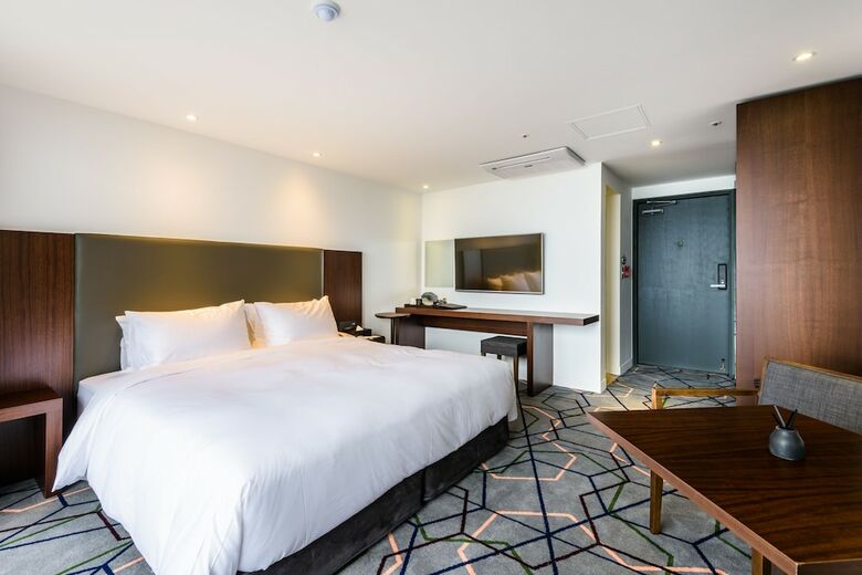 Augila Hotel Jeju Oceano Suites