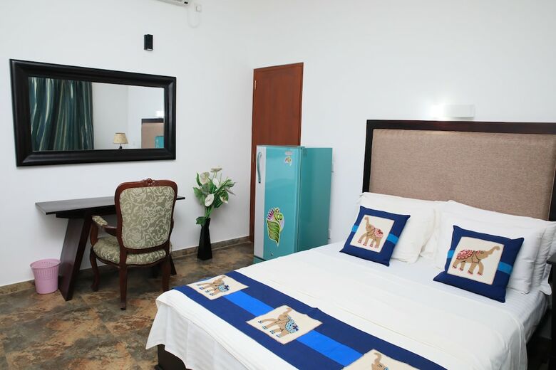 Hotel Mothers Place Nimala
