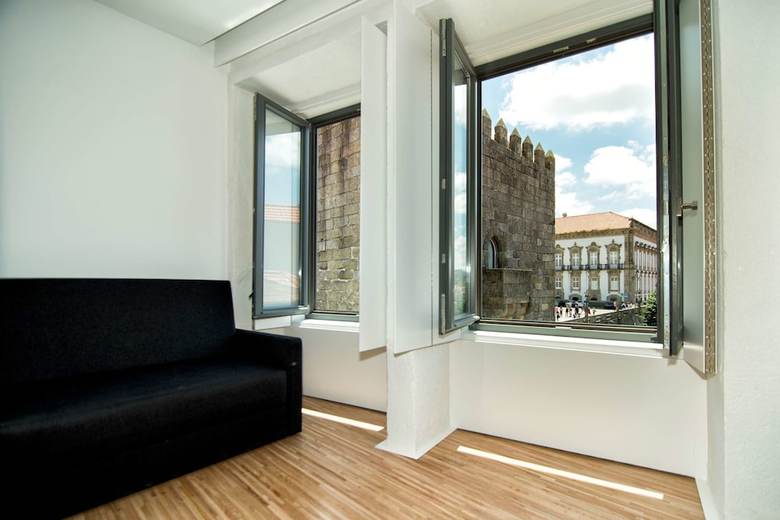 Aparthotel Cathedral Design Apartments