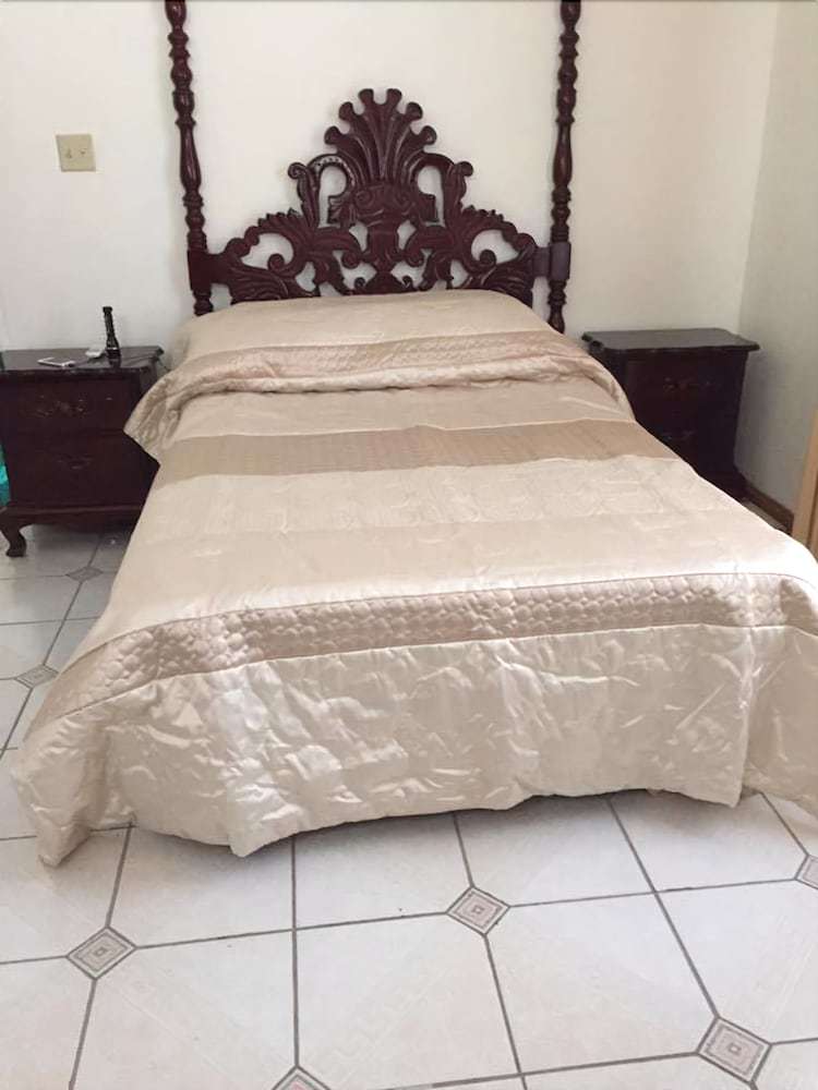 Villa Ocho Rios Golden View