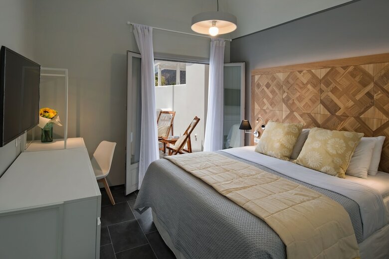 Hotel Meltemi Excelsior Suites And Spa