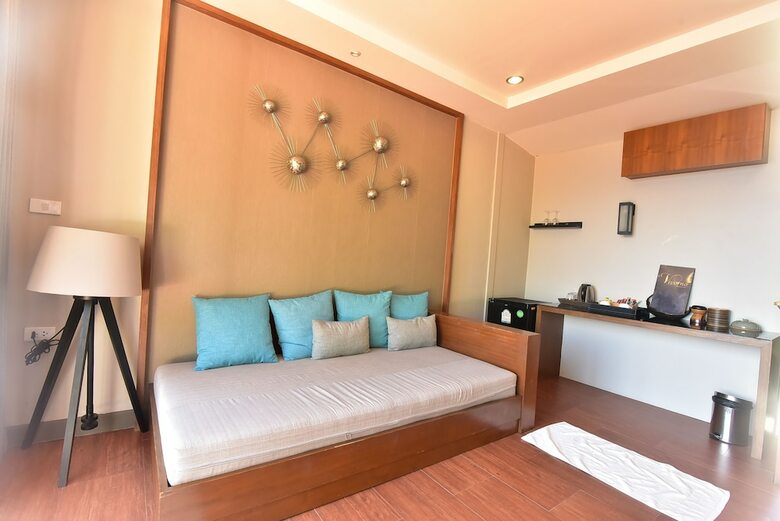 Hotel Asara Private Beach Resort