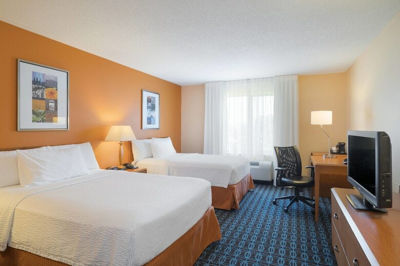 Hotel Fairfield Inn & Suites By Marriott State College