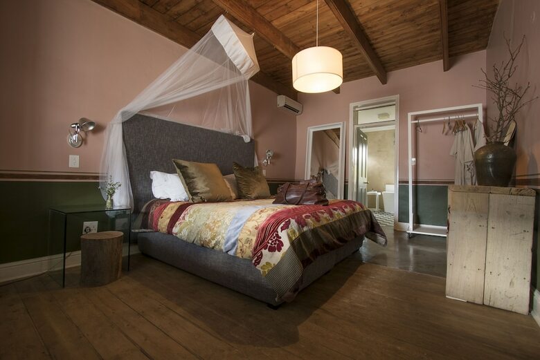 African Relish Cottages