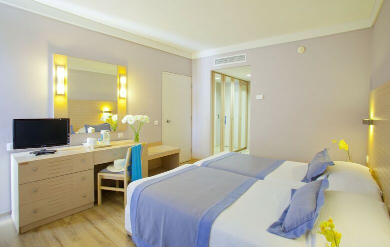 Hotel Louis Ledra Beach