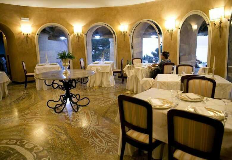 Hotel Porto Pirgos